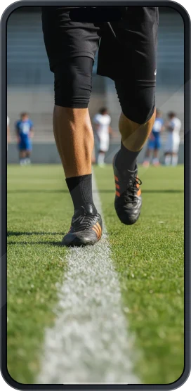 Imagen ilustrativa de fútbol en la pantalla de un teléfono